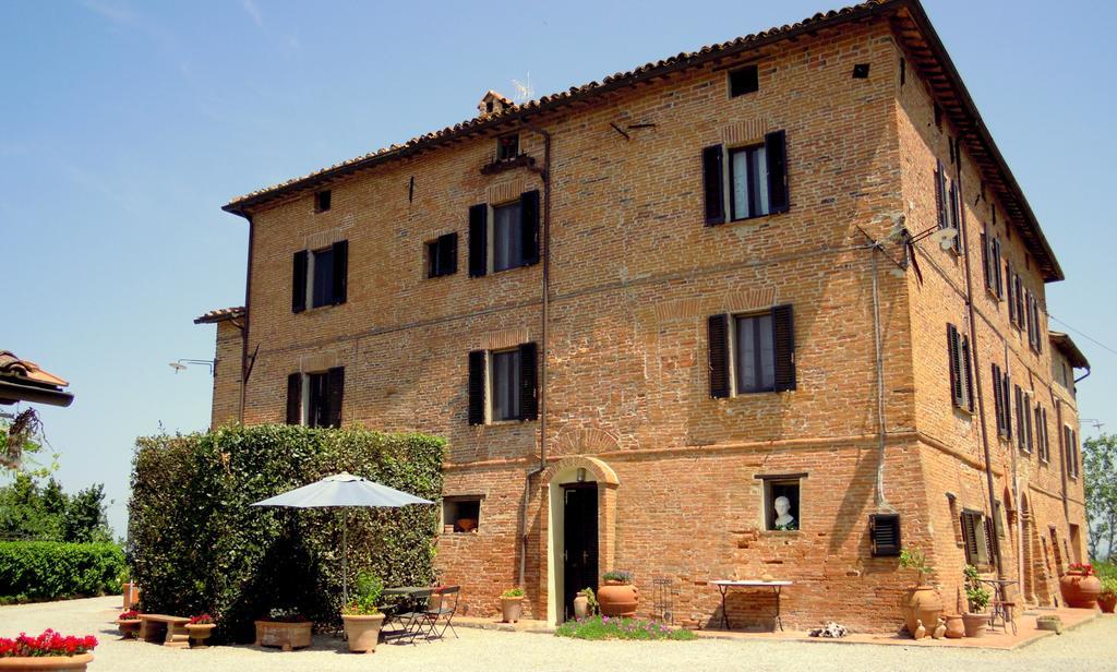 Agriturismo Palazzo Val Del Sasso Villastrada  Exterior photo